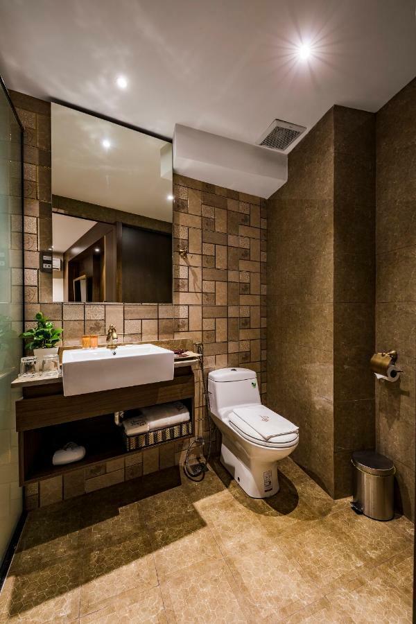 Sunflower Cbq Hotel ホーチミン市 エクステリア 写真