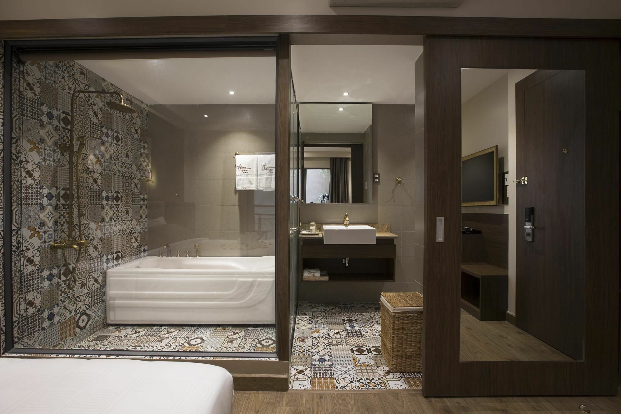 Sunflower Cbq Hotel ホーチミン市 エクステリア 写真